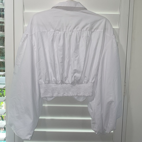 Boho white cropped shirred waist poet sleeve blouse - Picture 4 of 10